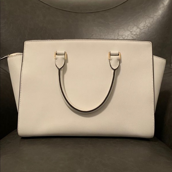 Women’s Michael Kors purse - great condition - Picture 2 of 3